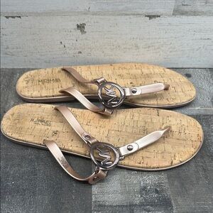 MK Michael Kors Rose Gold Charm Logo Jelly Cork Thong Sandals Size 10